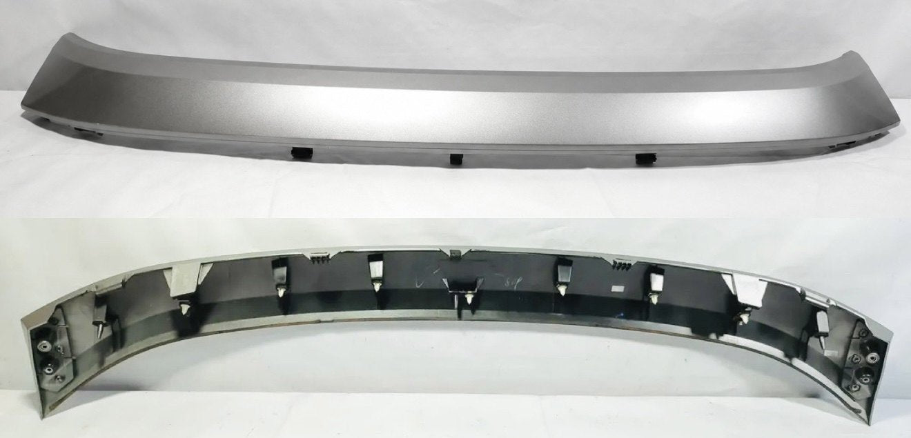 Moldura maletero detalle